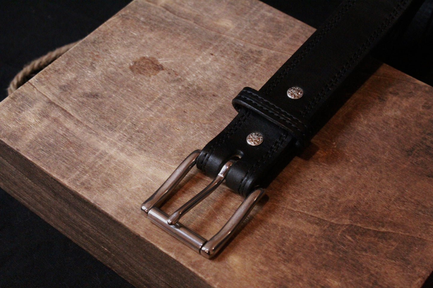 Black Work Belt, men’s leather belt, top right view