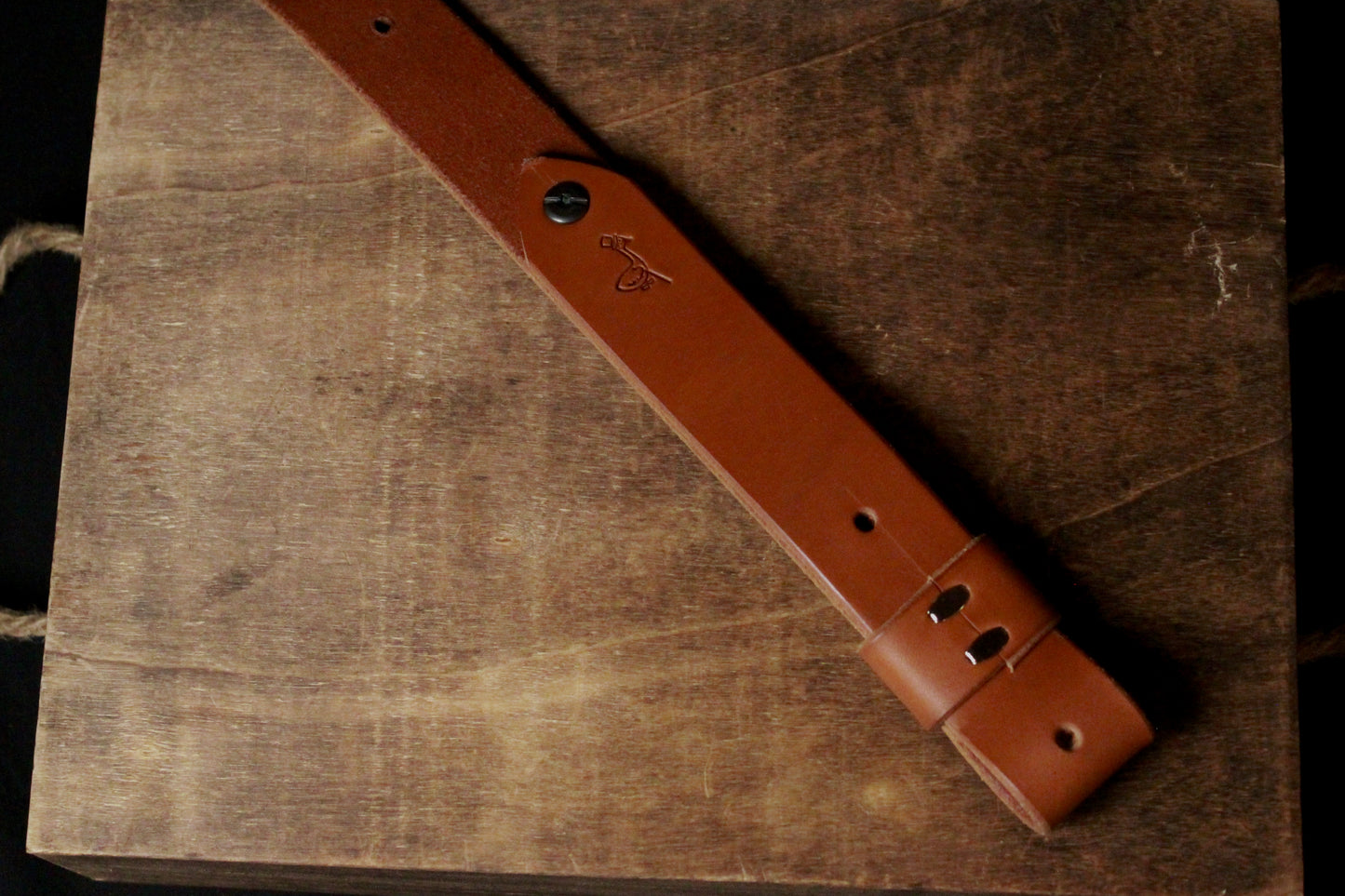 Golden Brown Classic leather Rifle Sling - Classic leather rifle strap - classic leather gun sling - classic leather gun strap - handcrafted, for hunting, back