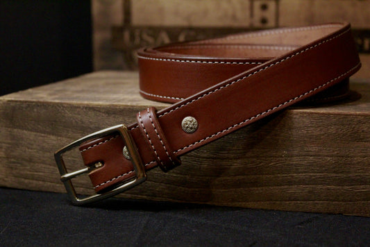 The Presidential mens leather belt , silver, front right view